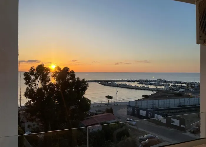 Апартаменты Seascape 501 Ларнака